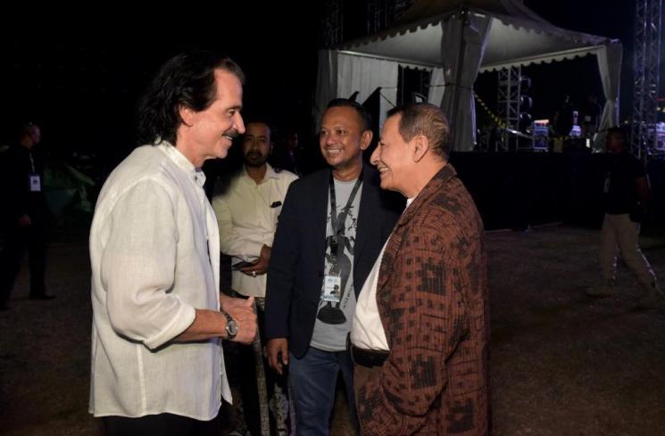 Yanni, Habib Luthfi dan Anas Syahrul Alimi di Prambanan Jazz 2019. (Prambanan Jazz Official)