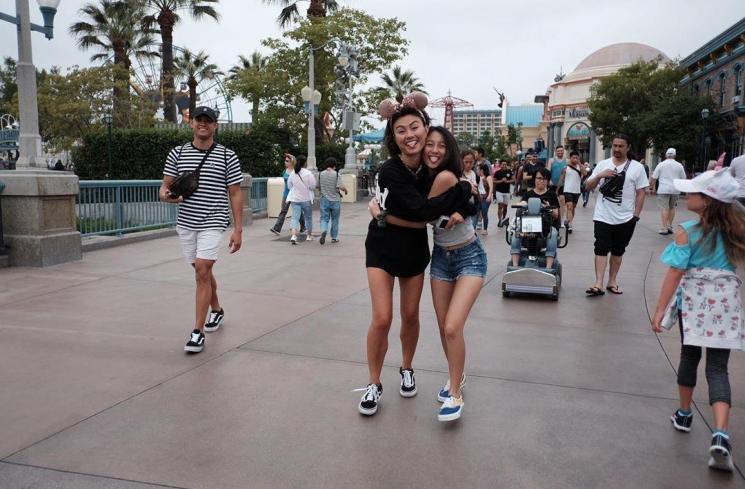 Agnez Mo dan Chloe Xaviera. (Instagram/@chloexaviera)