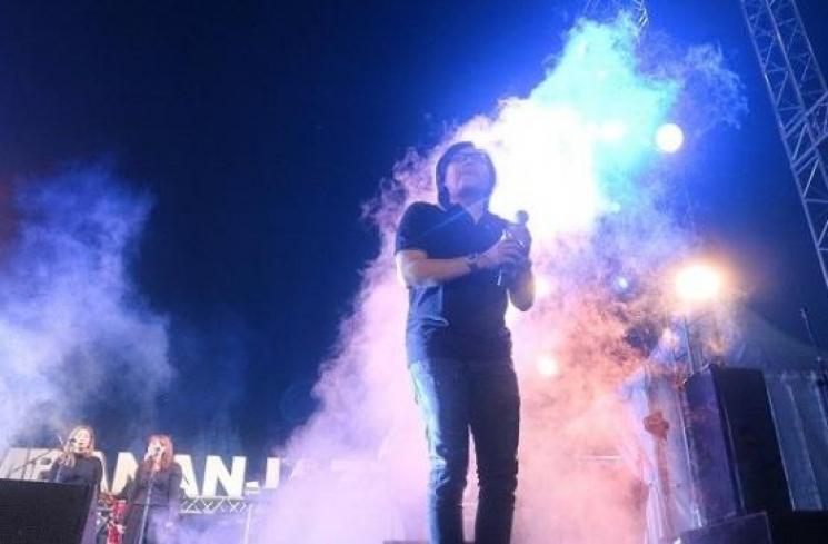 Penampilan Ari Lasso dalam Prambanan Jazz 2019. (Suara.com/Una)
