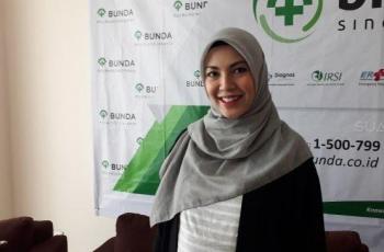 Lahirkan Bayi Kembar, Ratna Galih Belajar Menyusui Dua Sekaligus