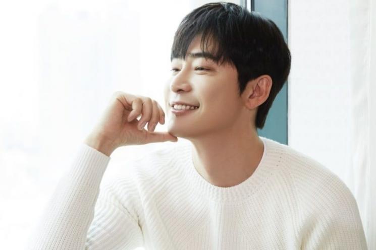 Kang Ji Hwan (Soompi)