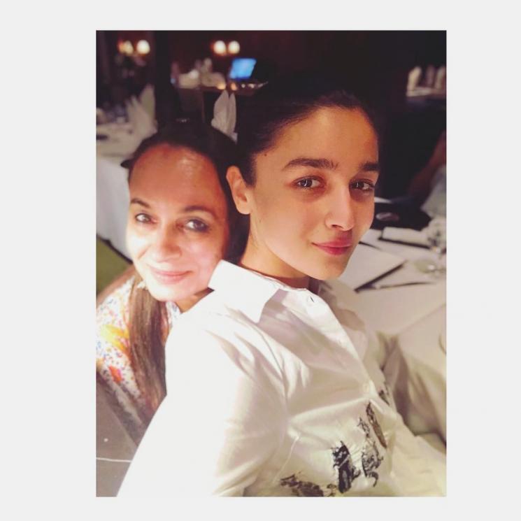 Alia Bhatt dan ibunya, Soni Razdan (Instagram/@aliaabhatt)