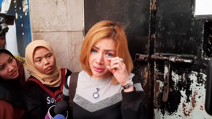Raut sedih Barbie Kumalasari ceritakan kondisi Galih Ginanjar. [Matamata.com/Revi]