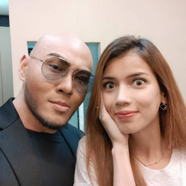 Deddy Corbuzier dan pacarnya, Sabrina Chairunnisa. (Instagram/@mastercorbuzier)