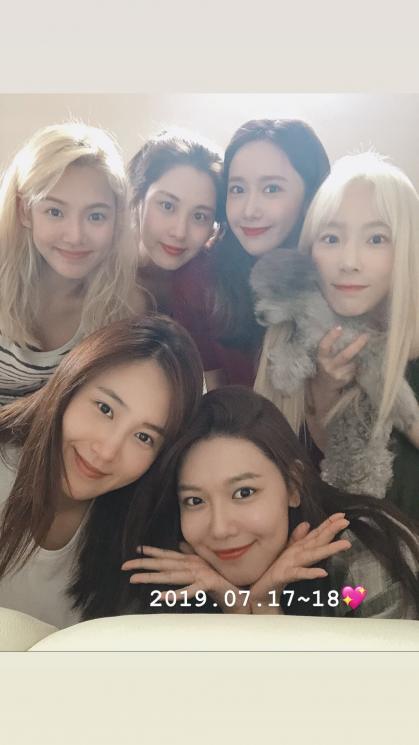 SNSD Reunian (Instagram/@seojuhyun_s)