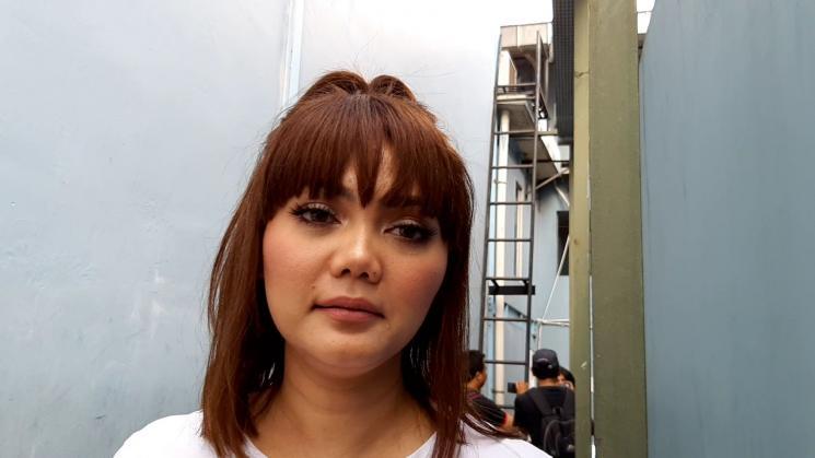 Artis Rina Nose. [Matamata.com/Sumarni]