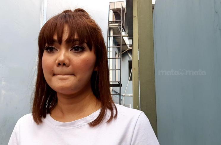 Artis Rina Nose. [Matamata.com/Sumarni]