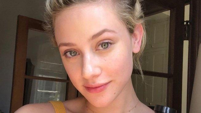 Lili Reinhart (Instagram/@lilireinhart)
