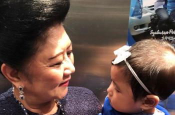 Lihat Putrinya Lomba Tangkap Belut, Aliya Rajasa Teringat Ani Yudhoyono