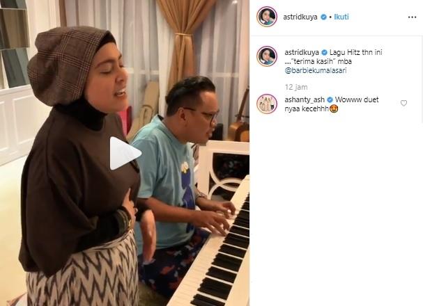 Uya Kuya dan Astrid Kuya cover lagu 'Terima Kasih' Barbie Kumalasari. (Instagram/@astridkuya)