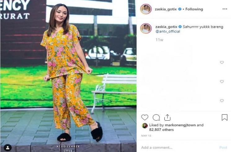 Zaskia Gotik (Instagram @zaskia_gotix)