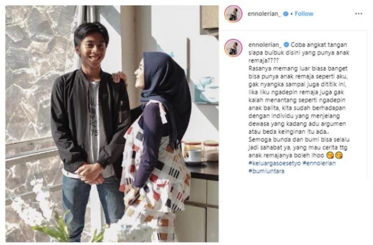 Enno Lerian dan putri sulungnya. (Instagram/@ennolerian_)