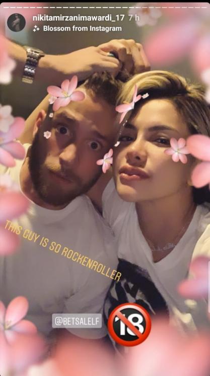Nikita Mirzani mesra bareng pria bule di Paris (Instagram/@nikitamirzanimawardi_17)