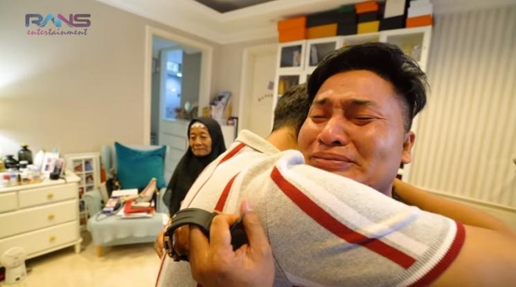 Merry pamit dari keluarga Raffi Ahmad. (YouTube)