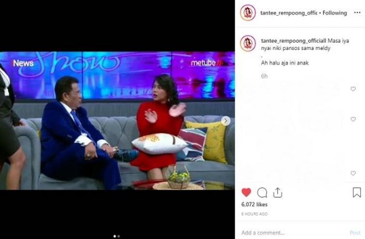 Meldi sedang menjadi bintang tamu acara yang dipandu Hotman Paris (Instagram @tantee_rempoong_officiall)