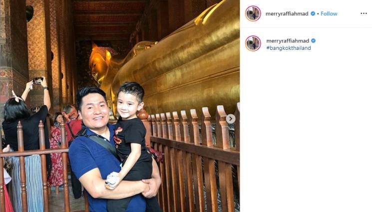 Merry dan Rafathar (Instagram/@merryraffiahmad)