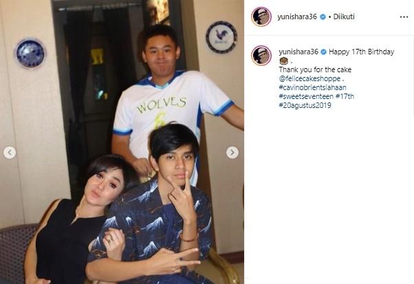 Momen Ulang Tahun ke-17 Cavin, Putra Yuni Shara. (Instagram/@yunishara36)