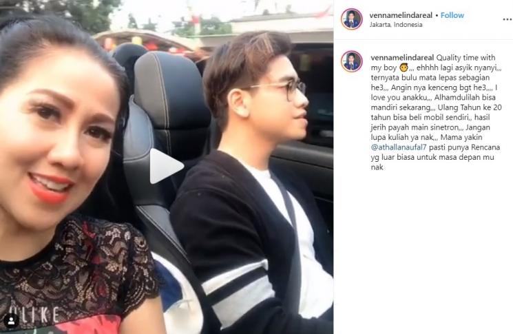 Mobil baru Athalla Naufal. (Instagram/@vennamelindareal)