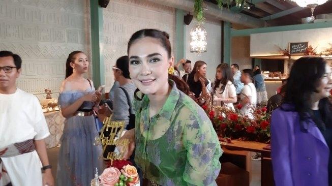 Luna Maya (MataMata.com/Revi)