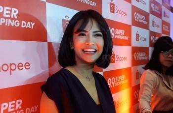 Disindir Dosa Pakai Bikini, Vanessa Angel: Wow, Ada Tuhan Online!