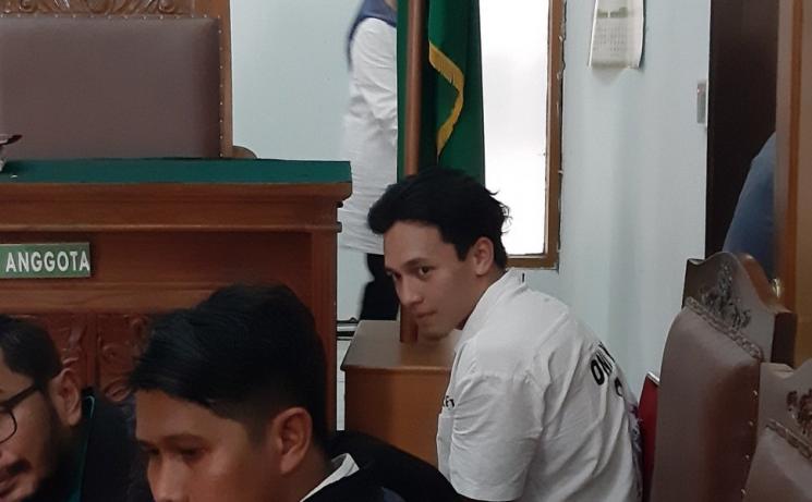 Sidang Perdana Jefri Nichol (MataMata.com/Sumarni)