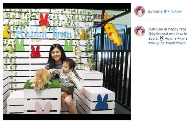 DJ Una dan putra gantengnya. (Instagram/@putriuna)