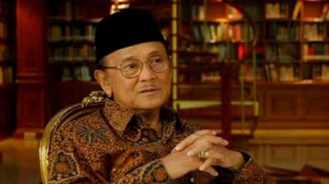 BJ Habibie (Twitter)