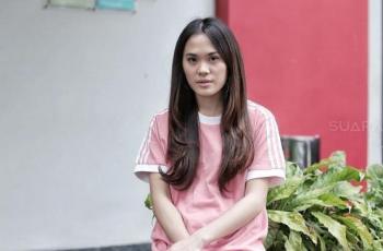 Pilih Gaya Syahrini Jadi Kostum Halloween, Sheryl Sheinafia Banjir Komentar