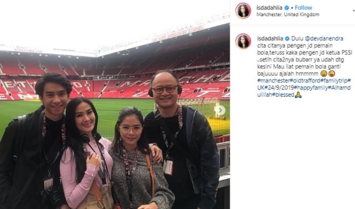 Keluarga Devano Danendra. (Instagram/@isdadahlia)