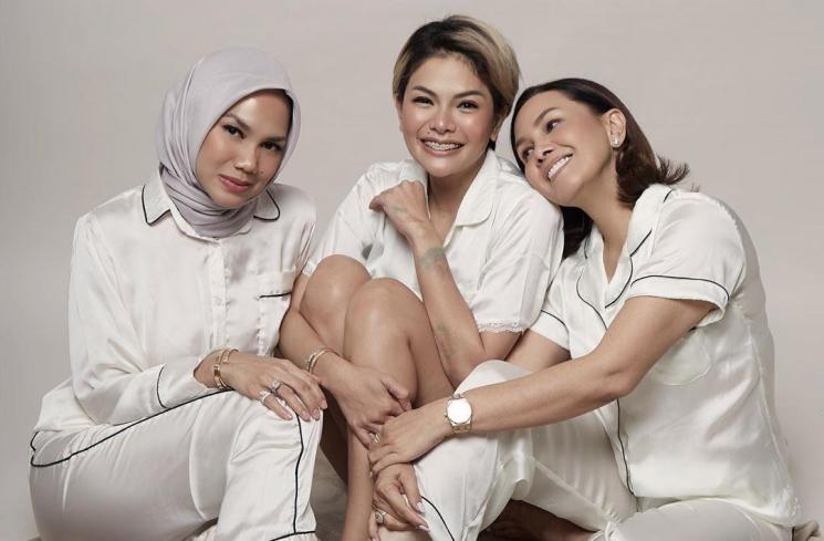 Bisnis pajamas Nikita Mirzani. (Instagram/@zoalpajamas)
