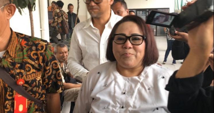 Nunung Srimulat jalani sidang perdana kasus narkoba hari ini, Rabu (2/10/2019). [MataMata.com/Revi]