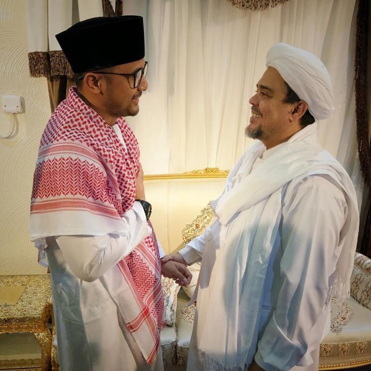 Hengky Kurniawan bertemu Habib Rizieq di Mekah. [Instagram@hengkykurniawan]