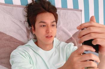 Langsung Pamer Bokong Seksi, 6 Potret Liburan Lee Min Ho di Bali!