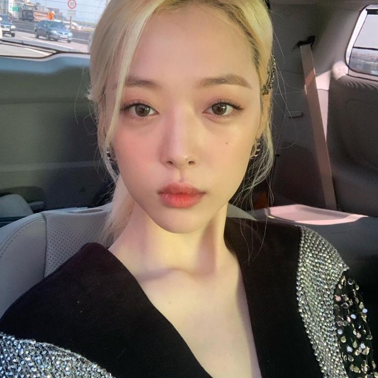 Sulli (Instagram/@jelly_jilli)