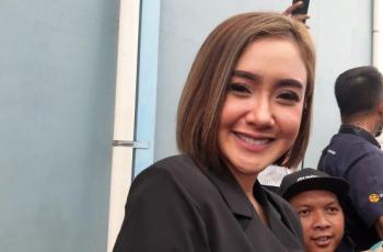 Unggah Tulisan Teman Bermuka Dua, Cita Citata Dituding Sindir Ayu Ting Ting