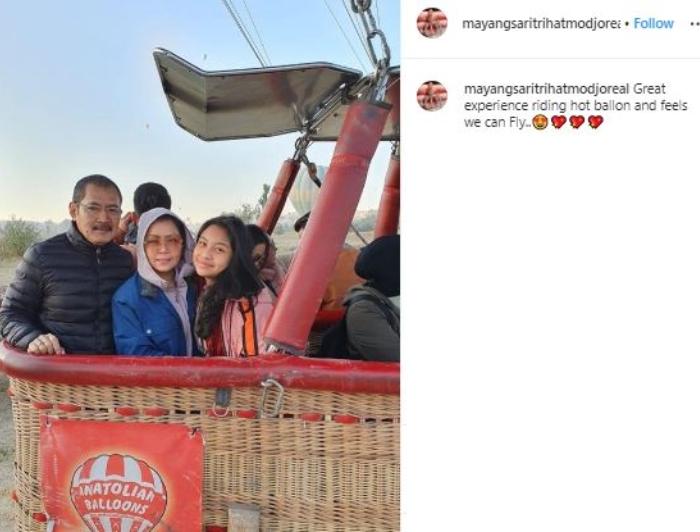 Gaya mewah Mayangsari Trihatmodjo. (Instagram/@mayangsaritrihatmodjoreal)