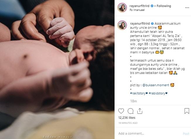 Raya Kitty lahiran anak pertama. (Instagram/@rayanurfitrird)