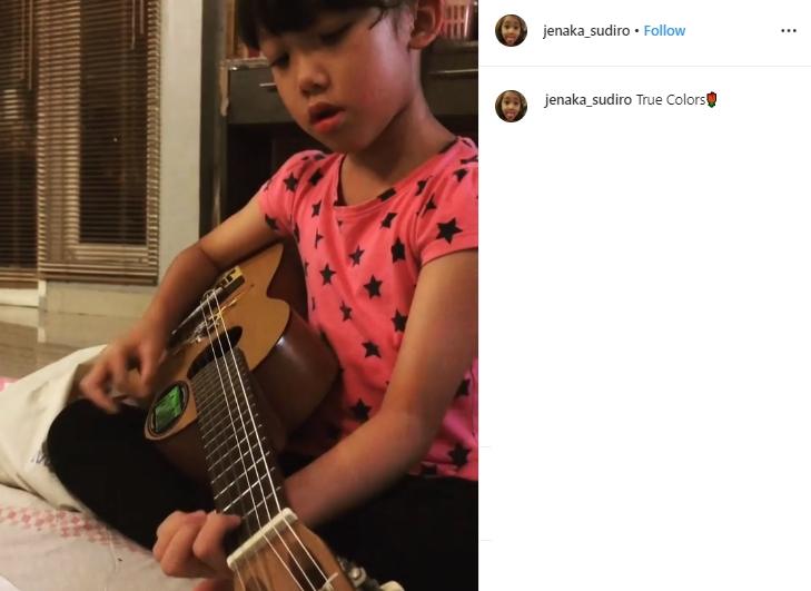 Jenaka Mahila Sudiro (Instagram/@jenaka_sudiro)