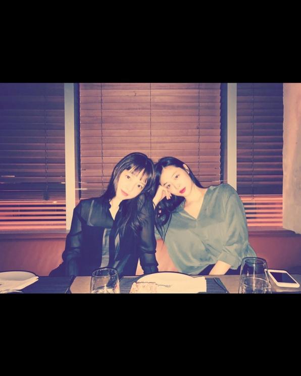 Sulli dan Goo Hara (Instagram/@koohara)