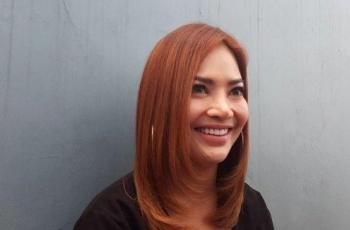 Disiram Air, Irma Darmawangsa dan Tiara Marleen Rebutan Irfan Sbaztian