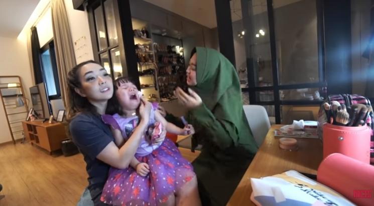 Gempi nagis gara-gara Ria Ricis. (YouTube/Ricis Official)
