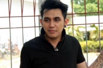 LIVE: Suasana Vicky Nitinegoro Dibebaskan