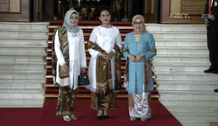 Iriana Joko Widodo bersama dengan Mufidah Kalla dan Wury Estu. (Youtube/Netmediatama)