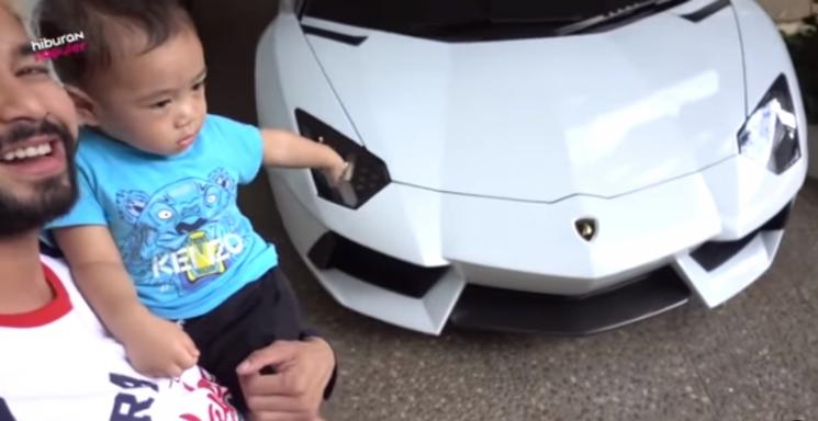 Mobil mewah Raffi Ahmad (YouTube/Hiburan Populer)