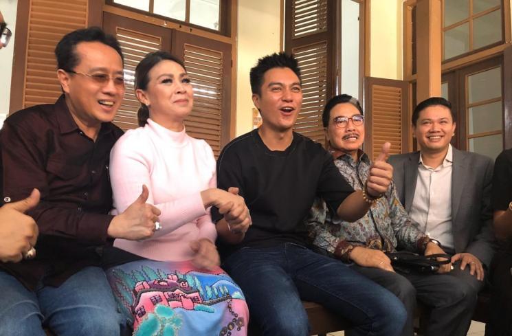 Baim Wong dan QQ Production Damai. (Matamata.com/Revi)