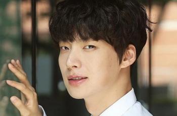 Ahn Jae Hyun Hapus Semua Postingan Instagram, Fans Makin Cemas!