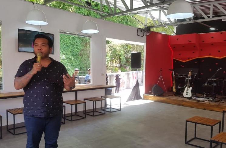 Erix Soekamti launching Dose Super Camp. (Matamata.com/IrmaJoanita)