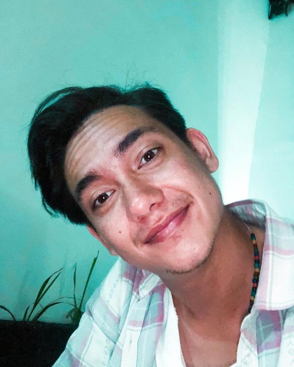 Adipati Dolken (Instagram @adipati)