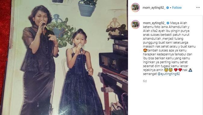 Ibu Ayu Ting Ting. (Instagram/@mom_ayting92_)