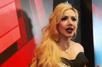 Adu Gaya 5 Seleb di Silet Awards 2019, Barbie Kumalasari Kenakan Selempang Ratu Halu!